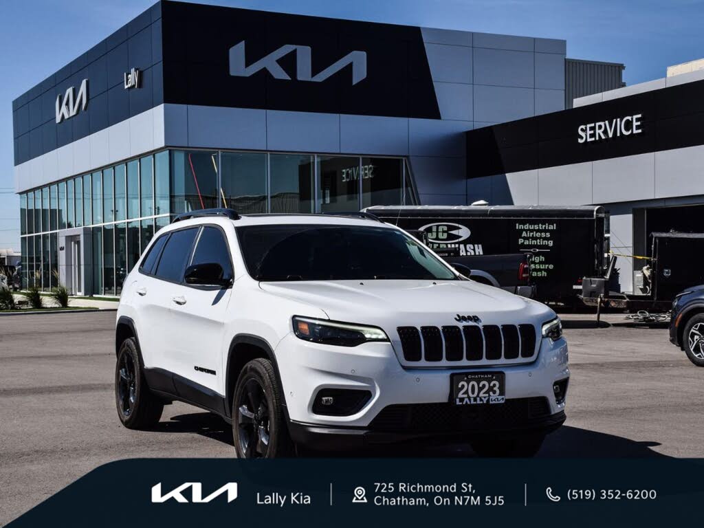 2023 Jeep Cherokee Altitude 4WD