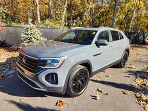 Volkswagen Atlas Cross Sport SE FWD with Technology