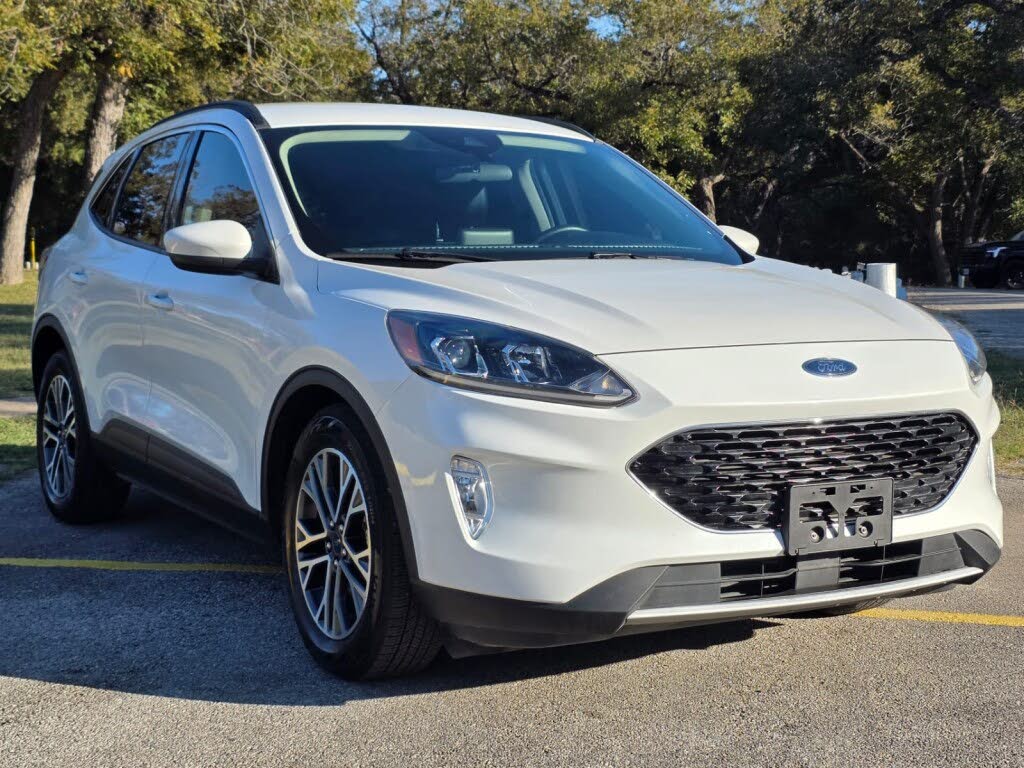2020 Ford Escape SEL FWD
