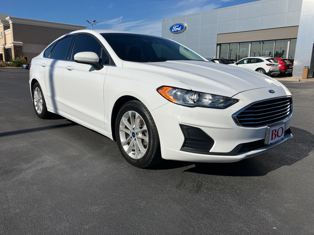 2020 Ford Fusion SE FWD