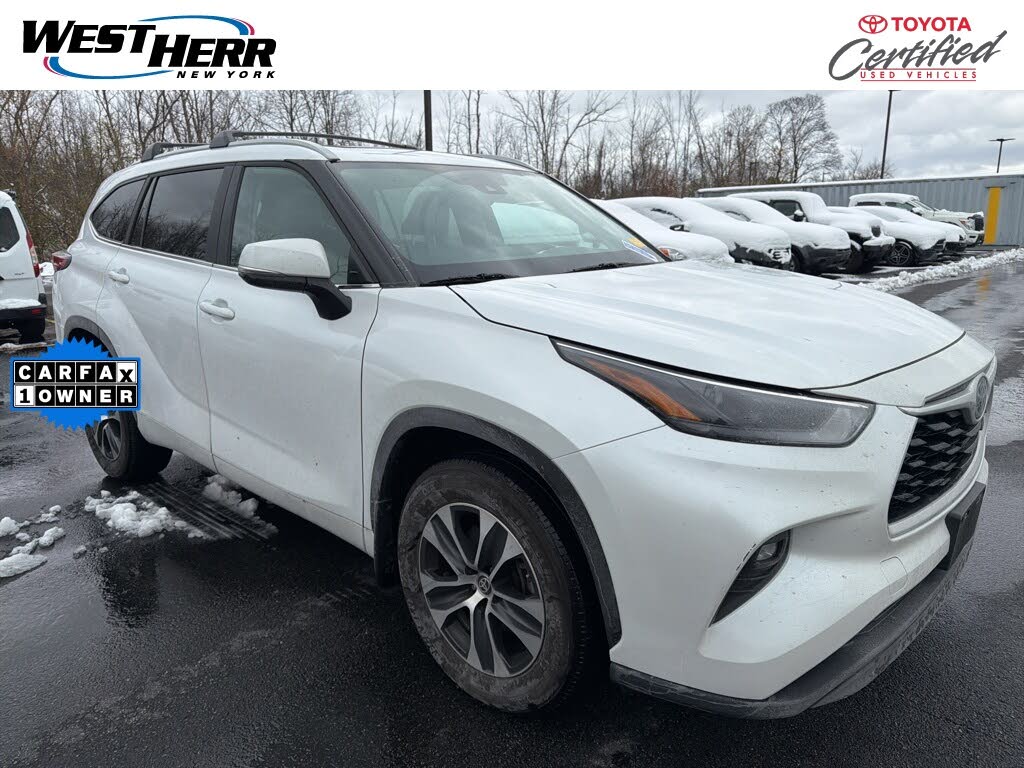 2023 Toyota Highlander XLE AWD