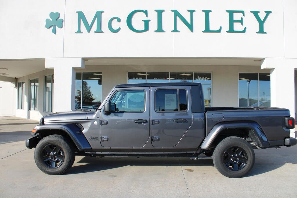 2021 Jeep Gladiator Sport S Crew Cab 4WD