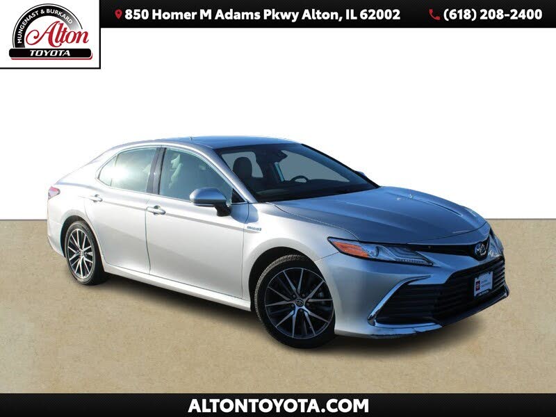 2021 Toyota Camry Hybrid XLE FWD