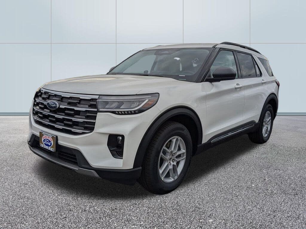 2025 Ford Explorer Active RWD