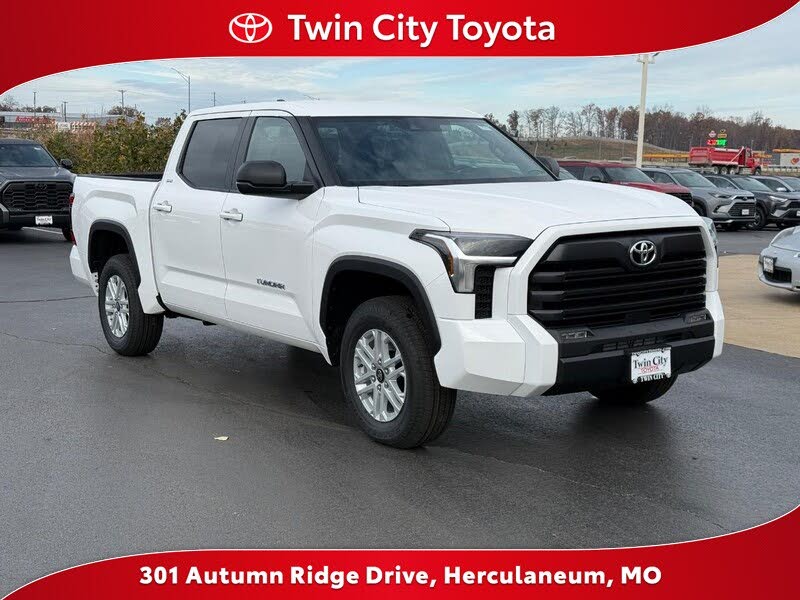 2026 Toyota Tundra SR5 CrewMax Cab 4WD