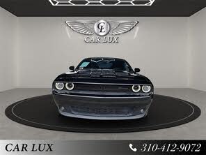 Dodge Challenger SXT RWD