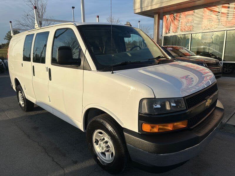 2022 Chevrolet Express Cargo 2500 RWD