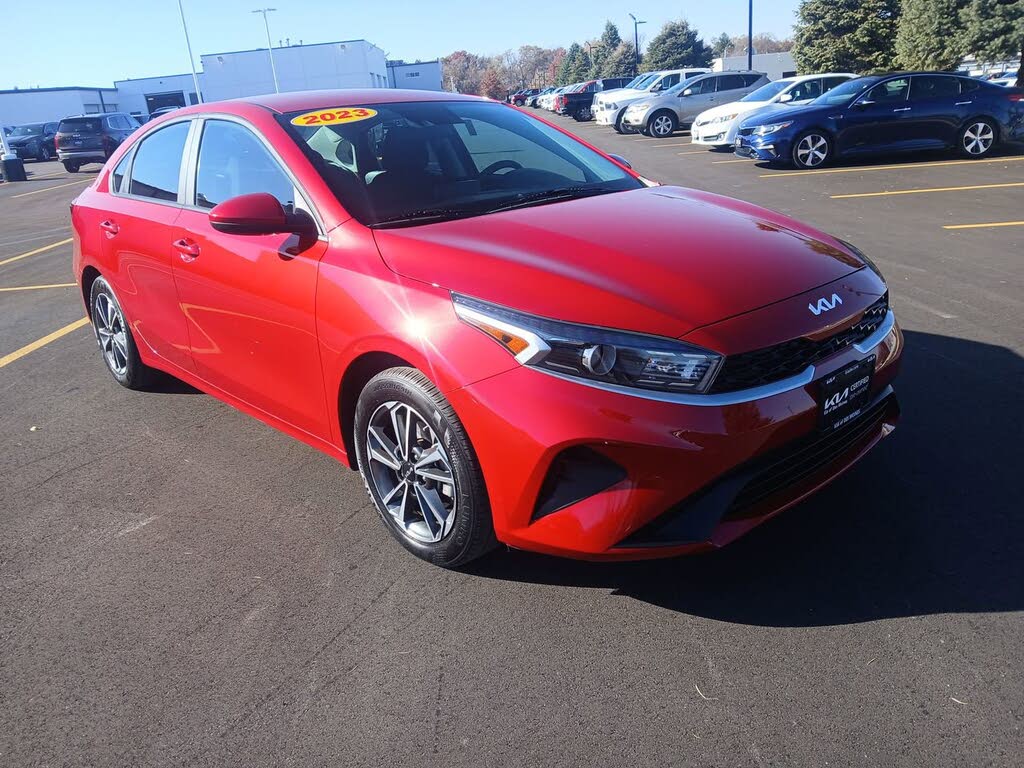 2023 Kia Forte LXS FWD