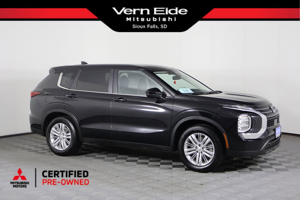 2024 Mitsubishi Outlander ES S-AWC