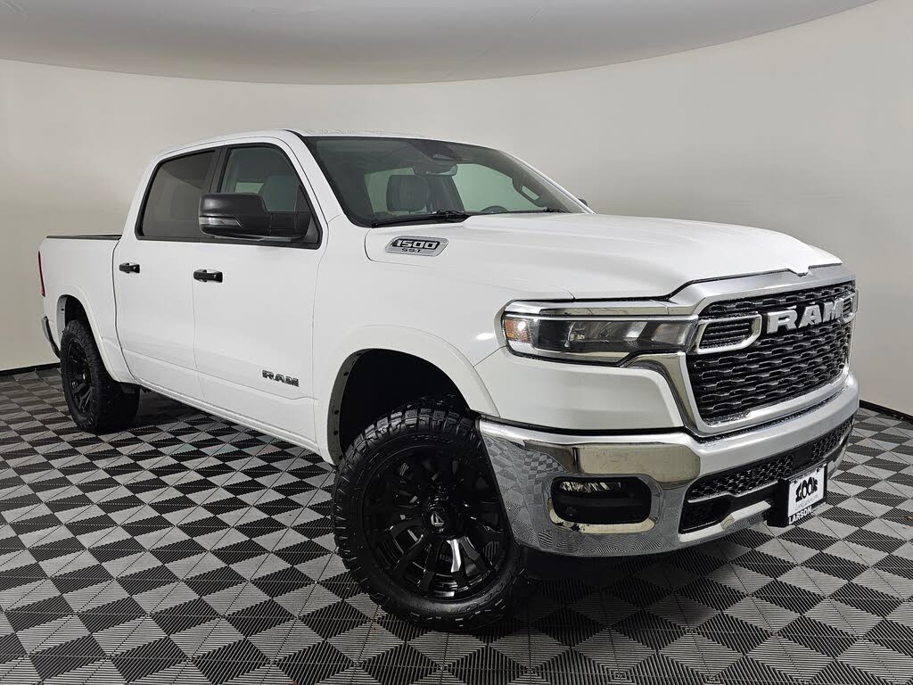 2025 RAM 1500 Big Horn Crew Cab 4WD
