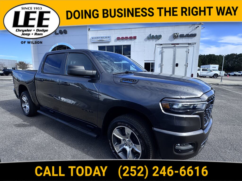 2025 RAM 1500 Tradesman Crew Cab 4WD