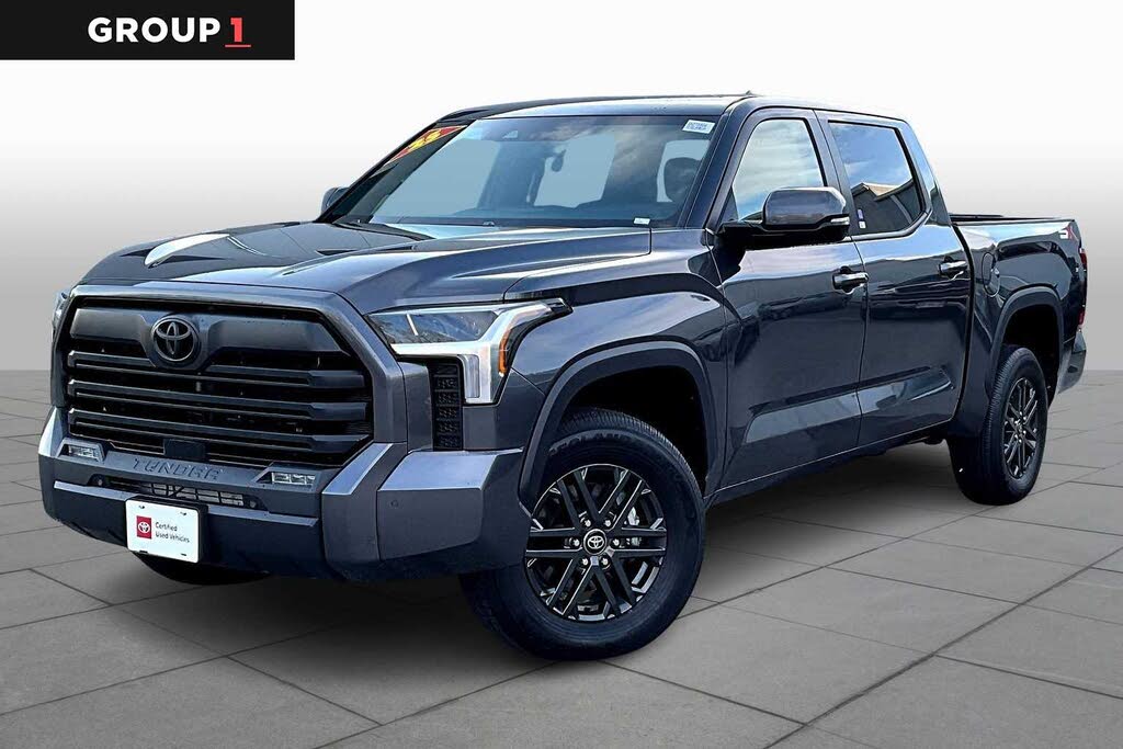 2025 Toyota Tundra SR5 CrewMax Cab 4WD