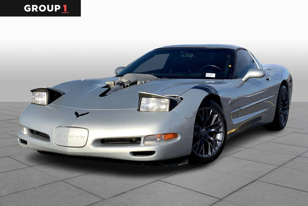 2000 Chevrolet Corvette Coupe RWD