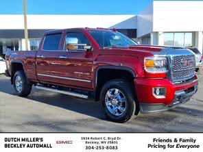 GMC Sierra 3500HD Denali Crew Cab LB DRW 4WD