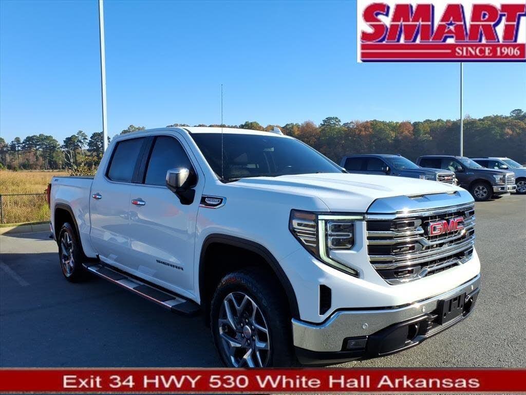 2022 GMC Sierra 1500 SLT Crew Cab 4WD