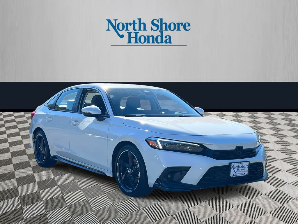 2022 Honda Civic Touring FWD