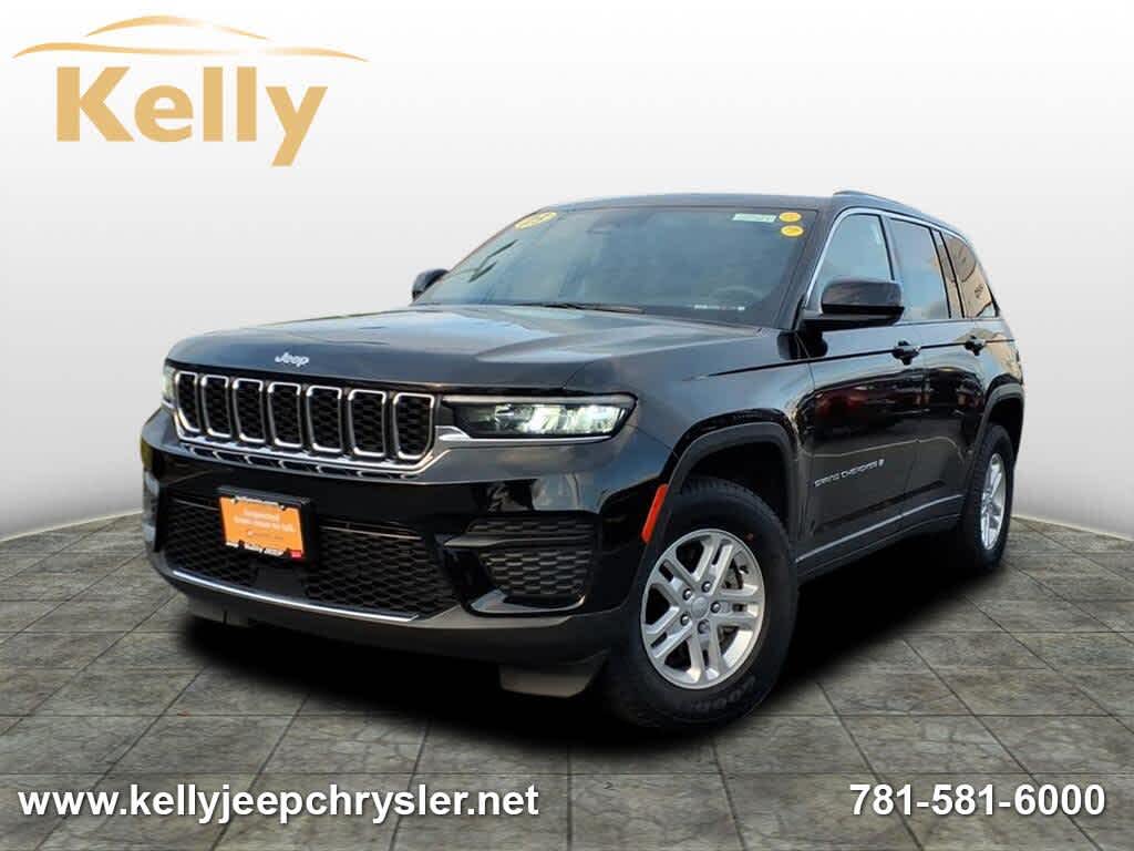 2023 Jeep Grand Cherokee Laredo 4WD