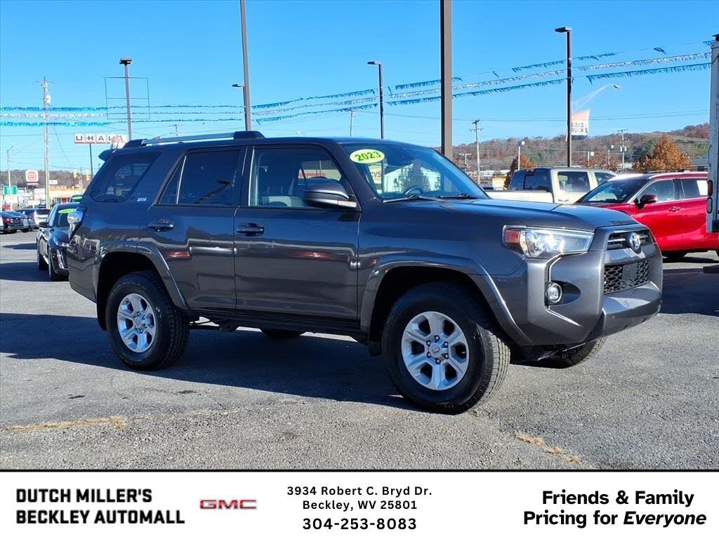 2023 Toyota 4Runner SR5 4WD