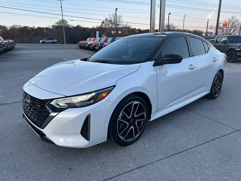 2024 Nissan Sentra SR FWD