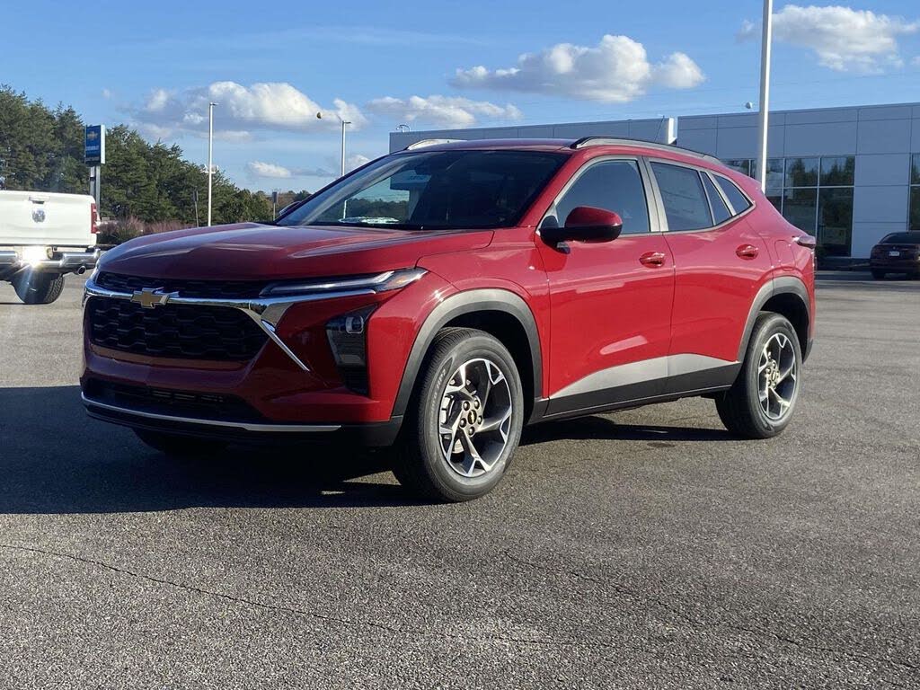 2026 Chevrolet Trax LT FWD