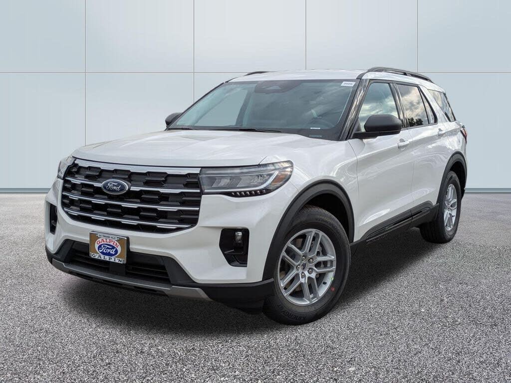 2026 Ford Explorer Active RWD