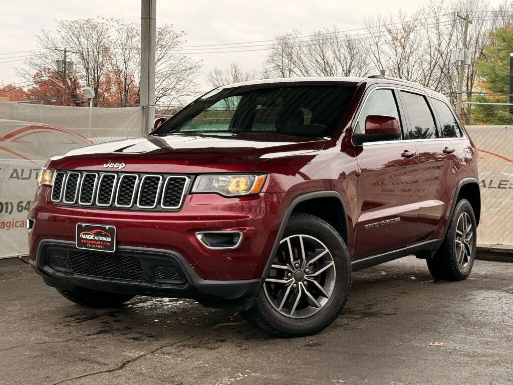 2019 Jeep Grand Cherokee Laredo E 4WD