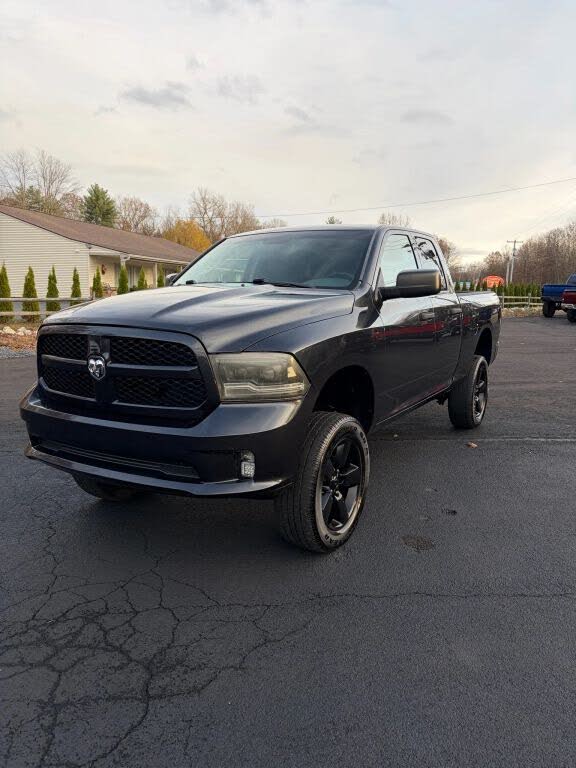 2014 RAM 1500 Express Quad Cab 4WD
