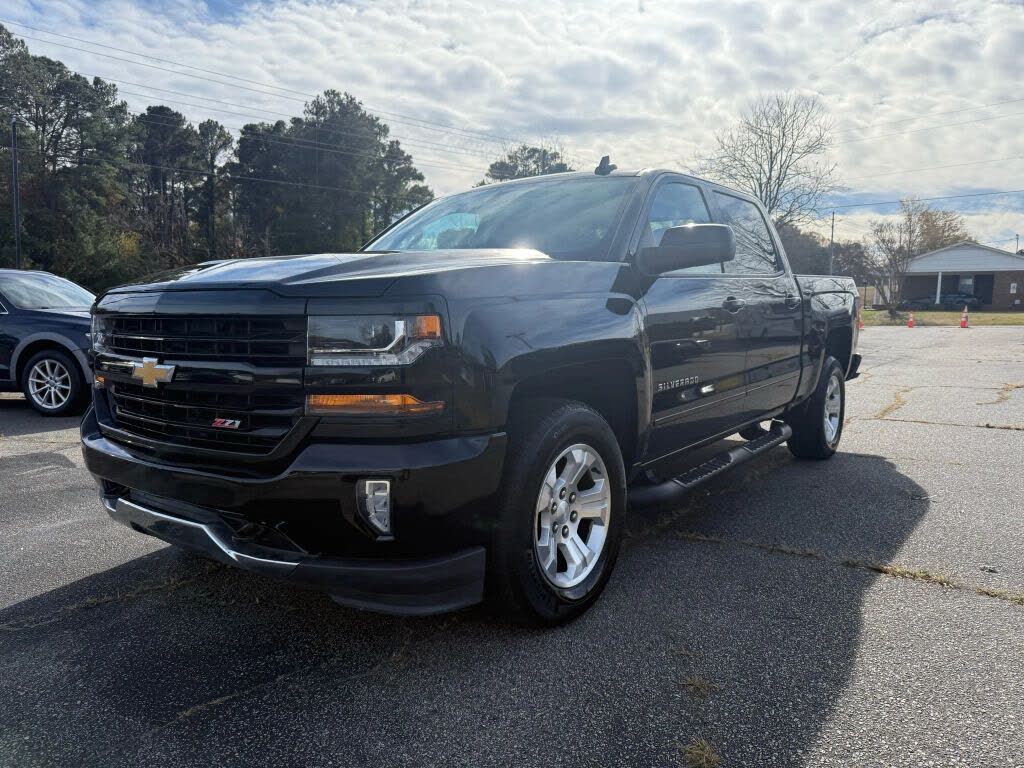 2018 Chevrolet Silverado 1500 LT Z71 Crew Cab 4WD