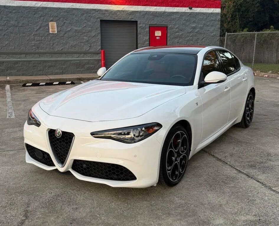 2022 Alfa Romeo Giulia Ti AWD