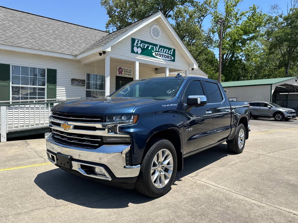 2022 Chevrolet Silverado 1500 LTZ Crew Cab 4WD