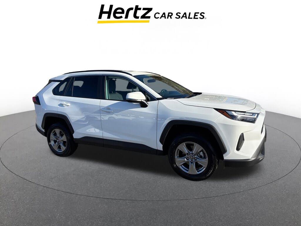 2025 Toyota RAV4 XLE FWD