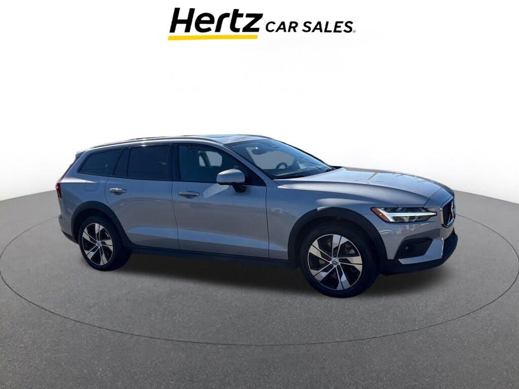2025 Volvo V60 Cross Country B5 Plus AWD