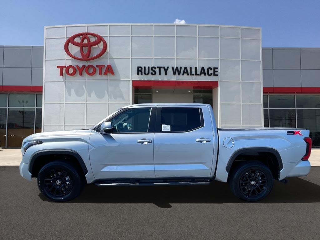 2026 Toyota Tundra SR5 CrewMax Cab 4WD