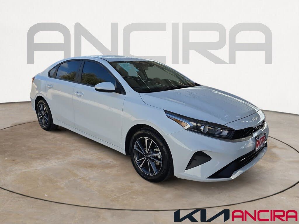 2023 Kia Forte LXS FWD