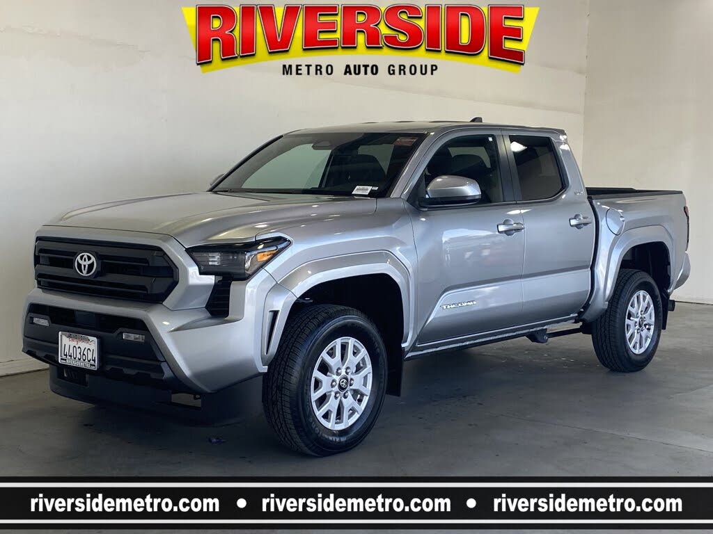 2024 Toyota Tacoma SR5 Double Cab 4WD