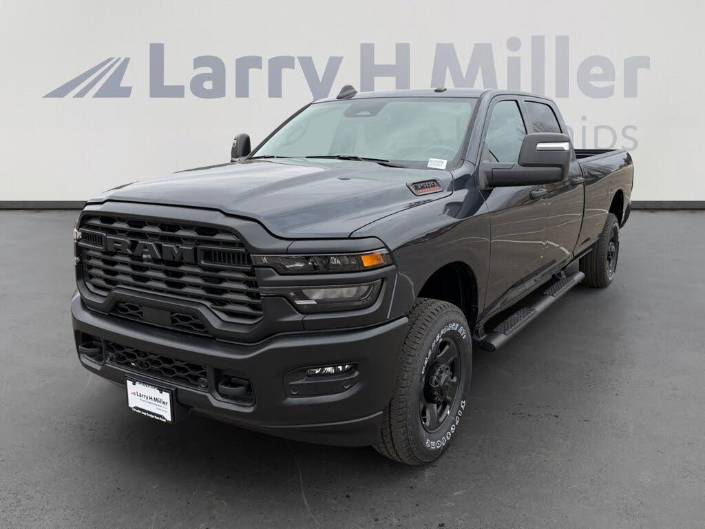 2026 RAM 3500 Tradesman Crew Cab LB 4WD