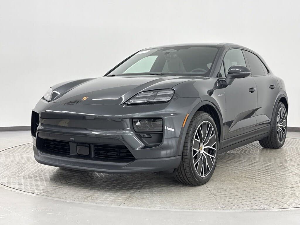 2025 Porsche Macan AWD