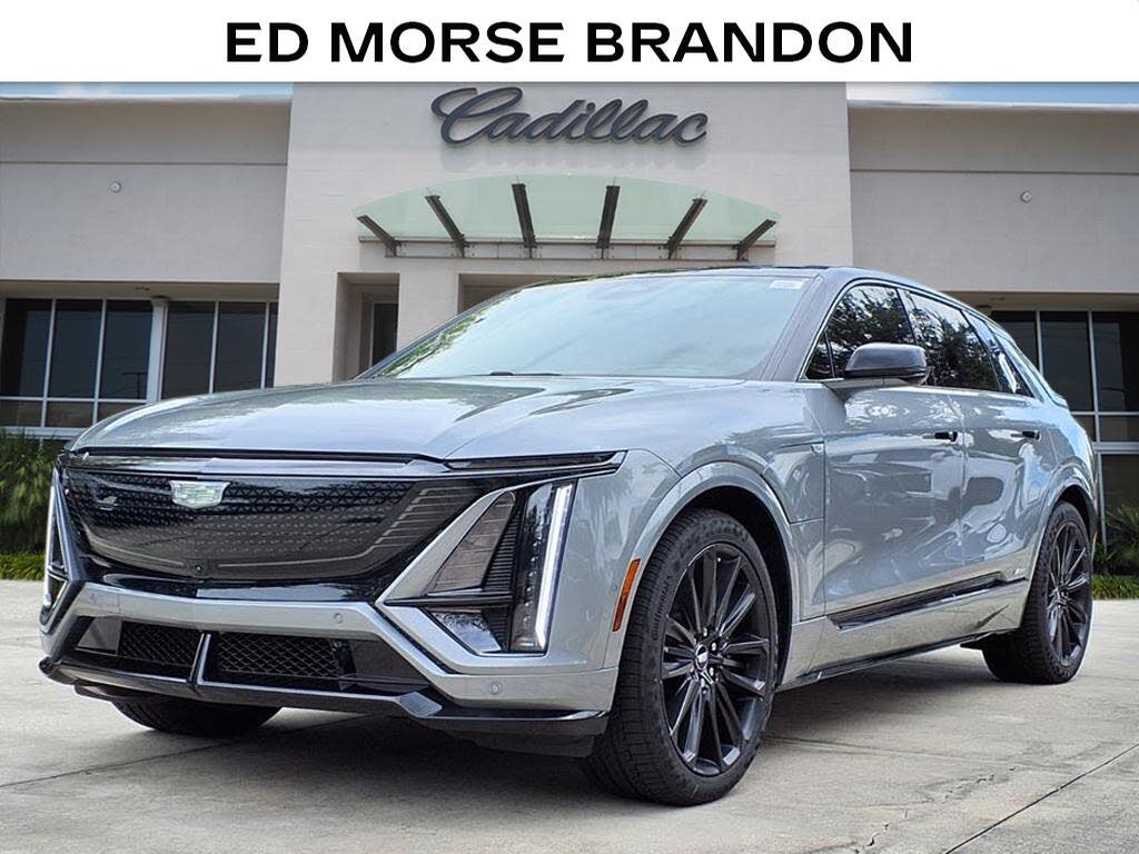 2026 Cadillac LYRIQ-V AWD