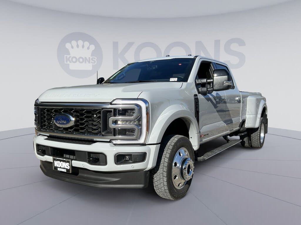 2026 Ford F-450 Super Duty Platinum Crew Cab LB DRW 4WD