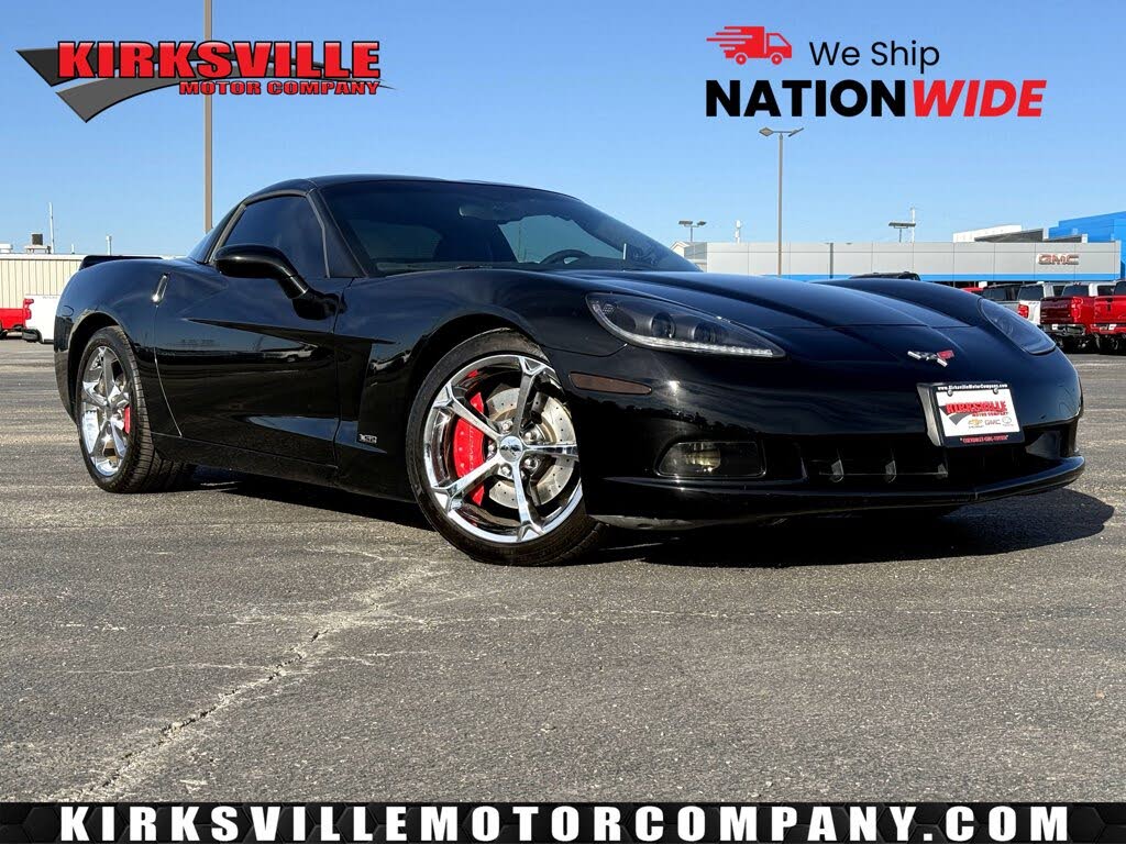 2005 Chevrolet Corvette Coupe RWD