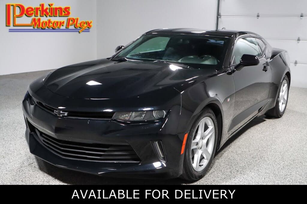 2018 Chevrolet Camaro 1LT Coupe RWD