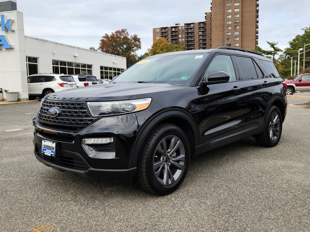 2022 Ford Explorer XLT AWD
