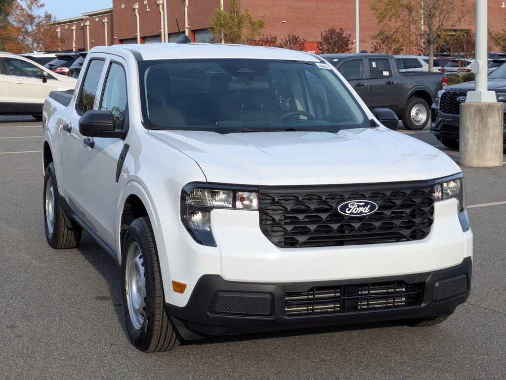 2025 Ford Maverick XL SuperCrew AWD