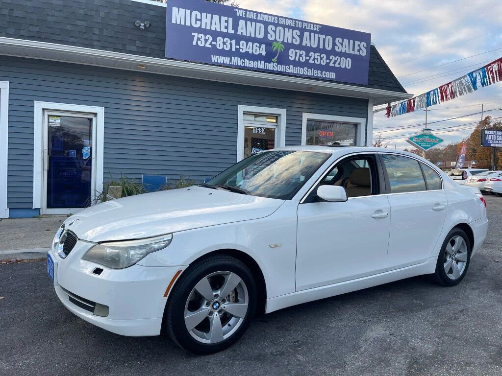 2008 BMW 5 Series 528xi Sedan AWD