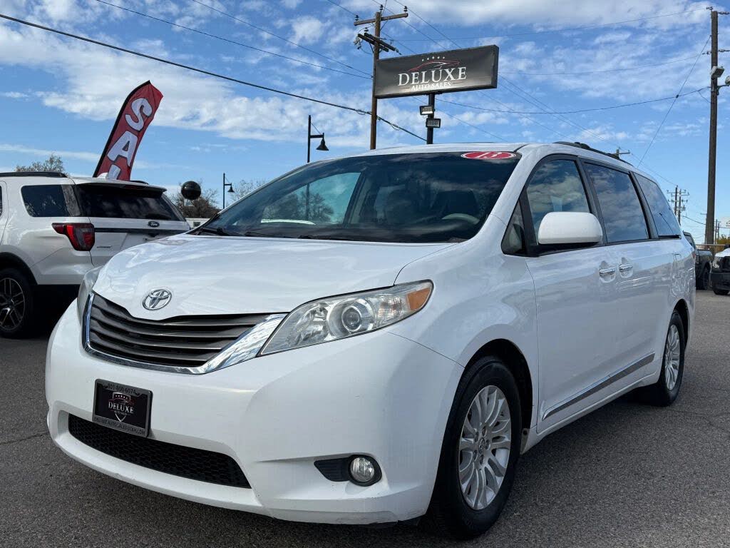 2013 Toyota Sienna XLE 7-Passenger