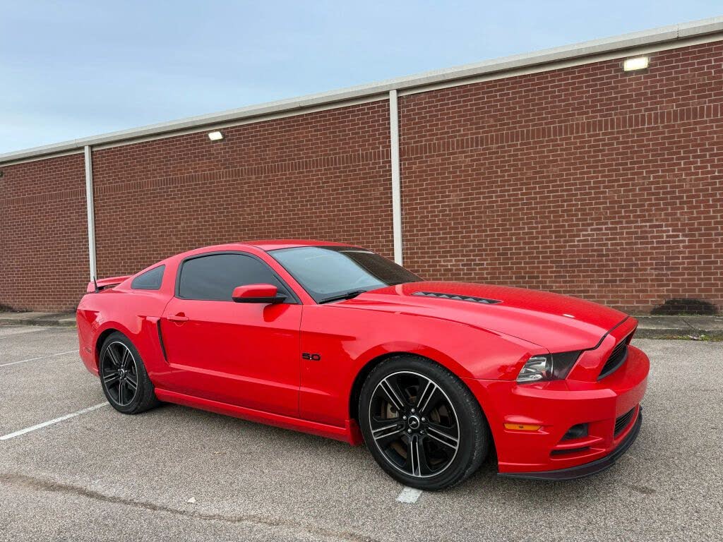 2014 Ford Mustang GT Premium Coupe RWD