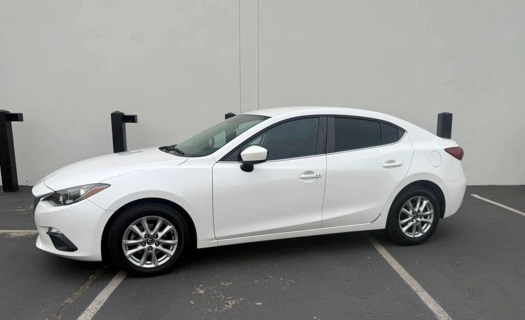 2014 Mazda MAZDA3 i Touring Sedan