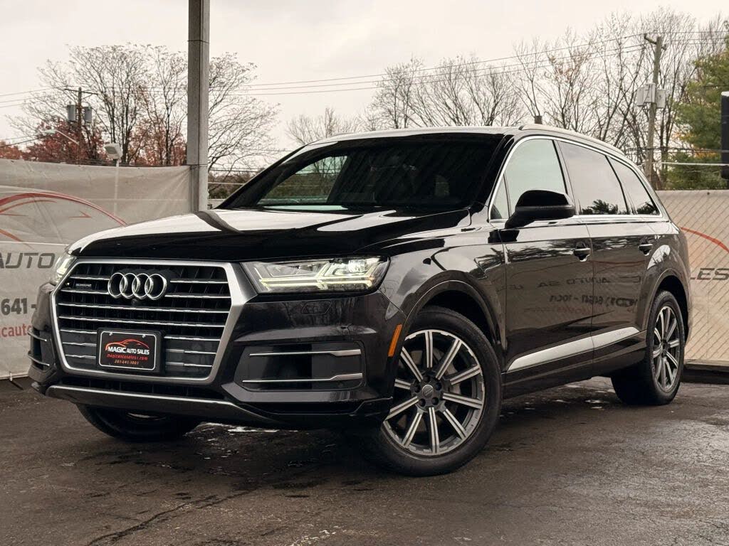 2019 Audi Q7 55 TFSI quattro Premium Plus