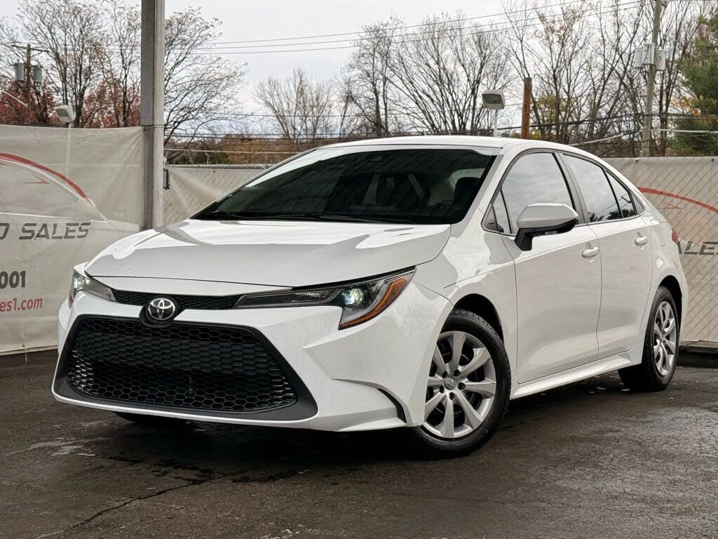 2022 Toyota Corolla LE FWD