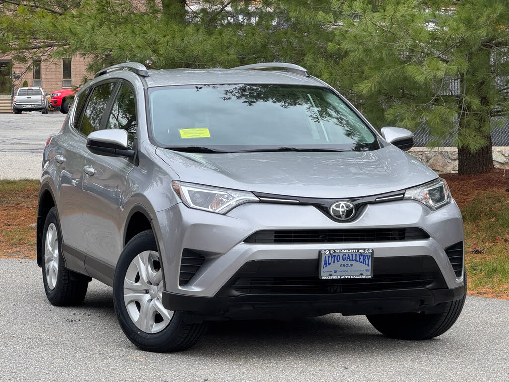 2018 Toyota RAV4 LE AWD